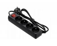 Elosztó kapcsolóval - 4 aljzat 1,5 méter - fekete