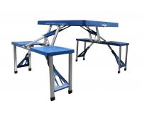 Összecsukható kerti asztal székekkel