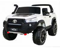 Toyota Hillux fehér akkumulátoros autó