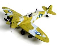 Supermarine Spitfire brit harci repülőgép homok színben