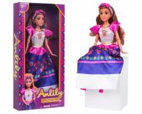 Martyna baba gyönyörű ruhában