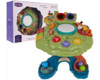 Interaktív fa fény- és hangfunkcióval